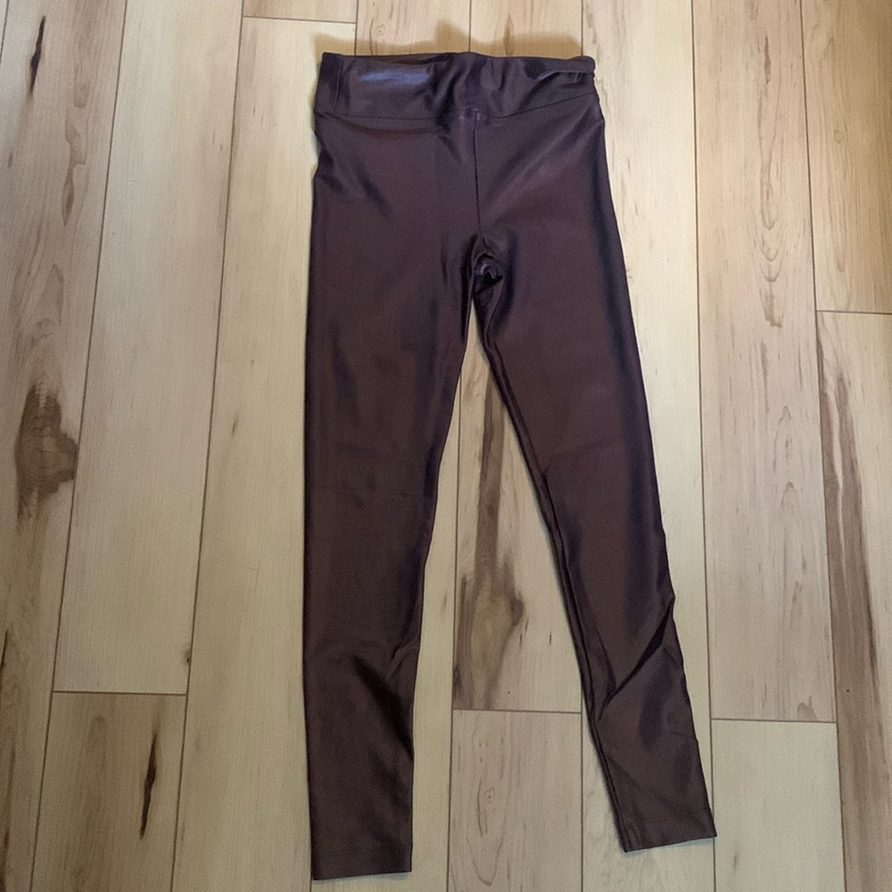 NWOT - Koral Lustrous High Rise Legging